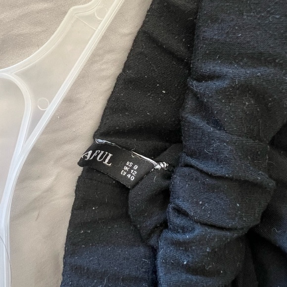 Zaful | Black and White Crop Tank and Shorts Set - Picture 8 of 14